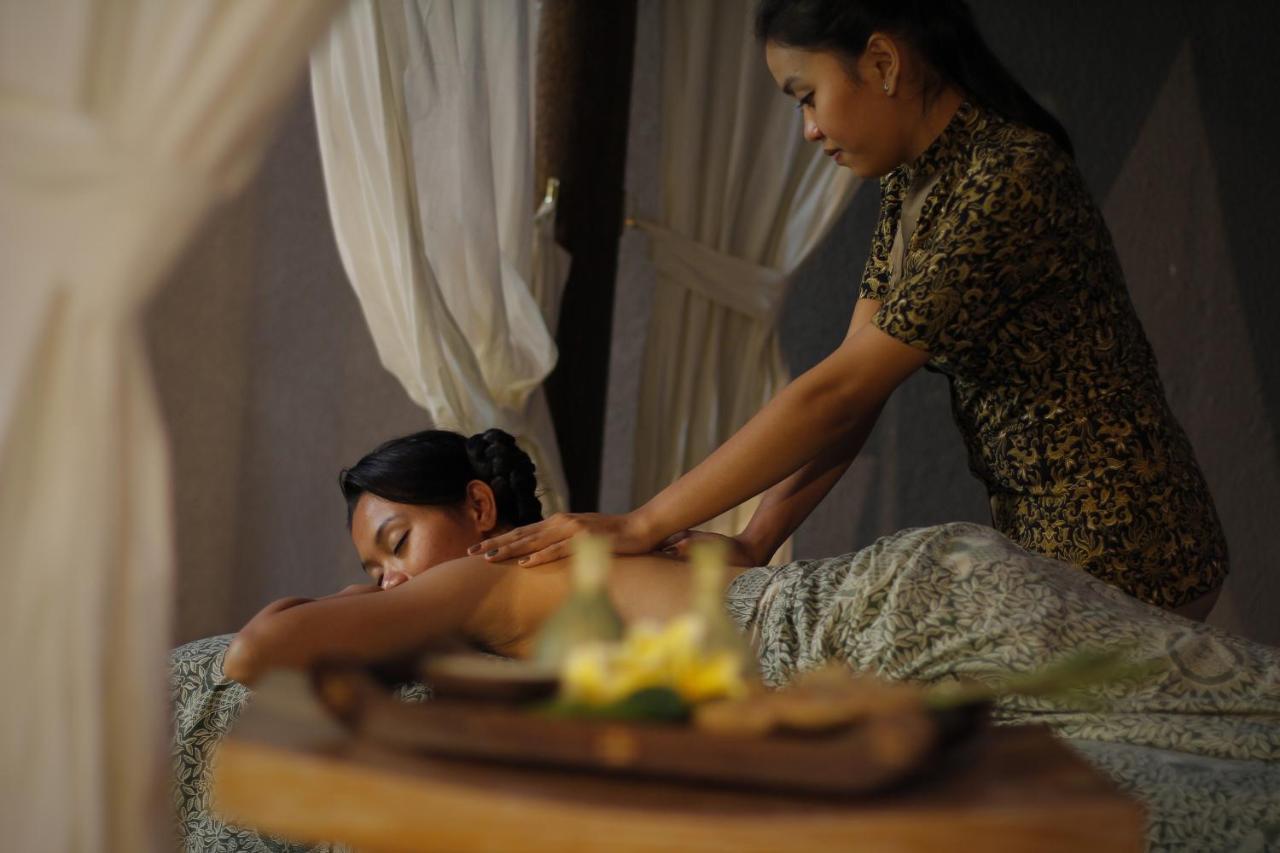 Agata Villas Seminyak Esterno foto