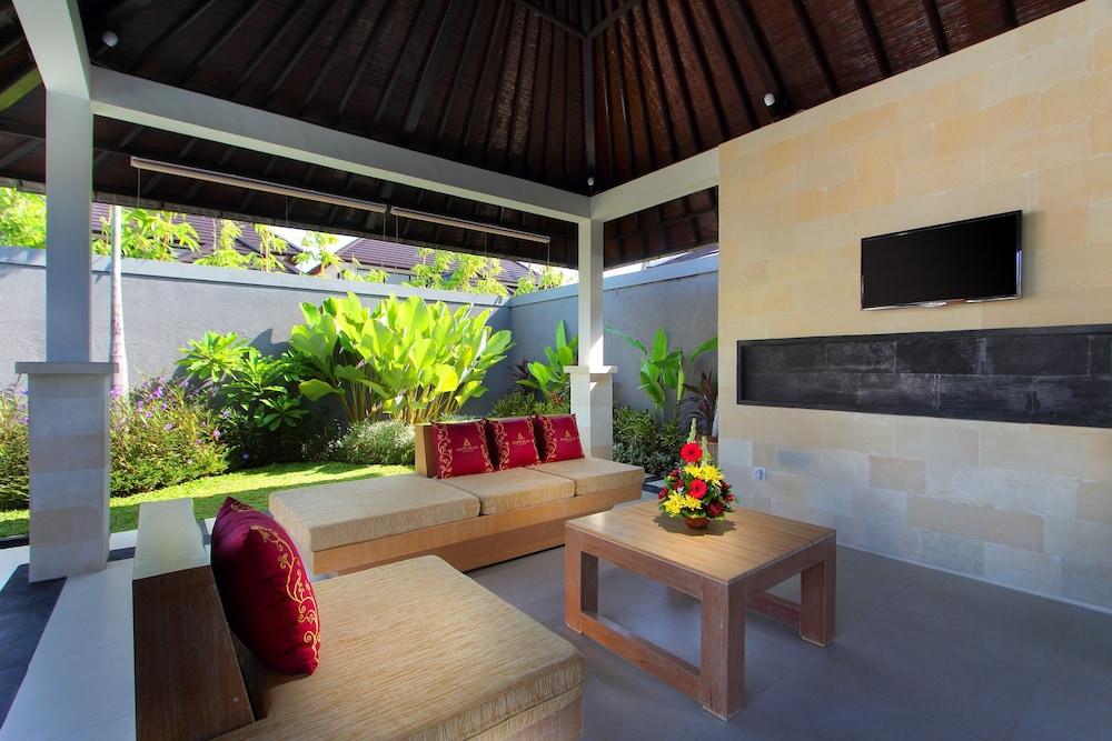 Agata Villas Seminyak Esterno foto